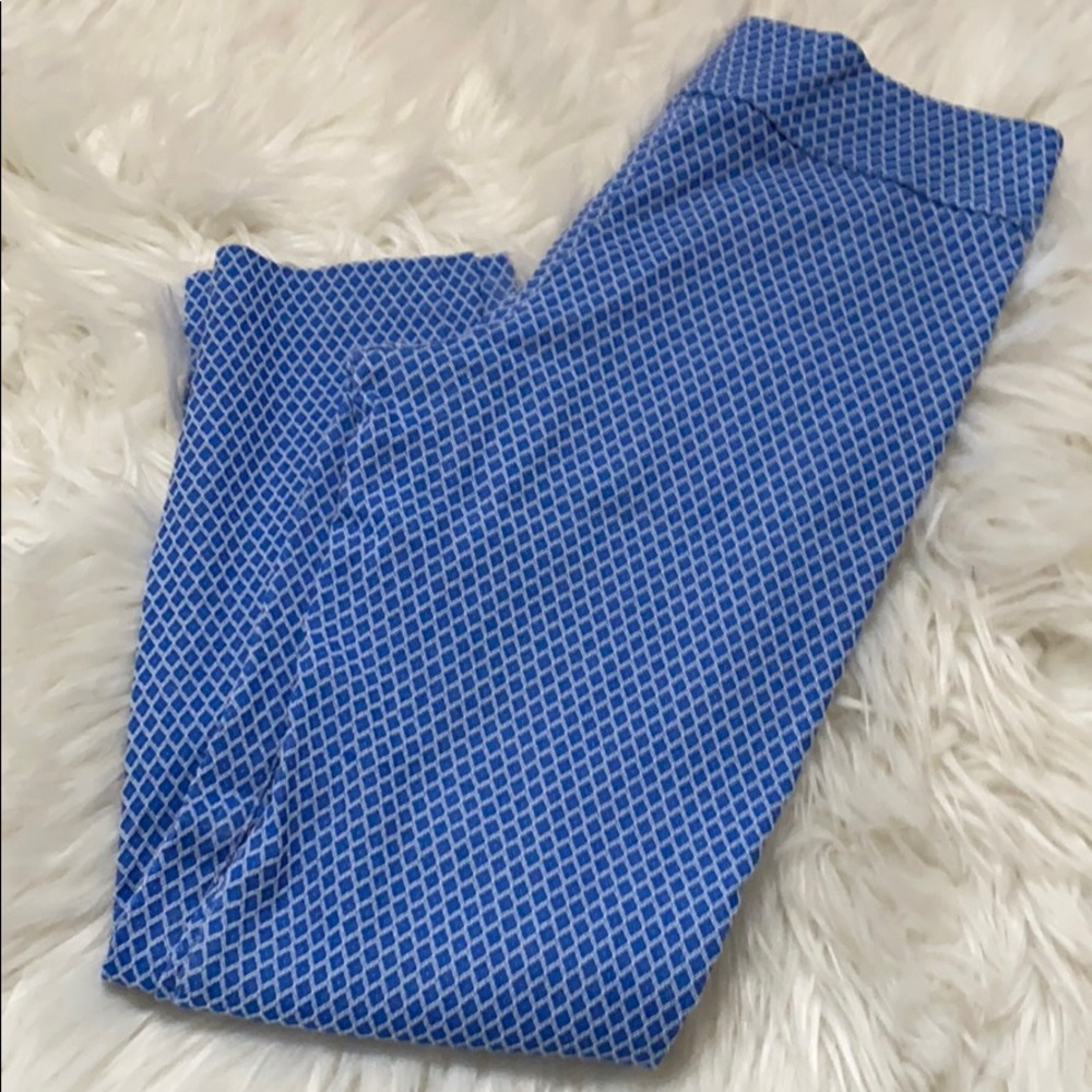 Blue leggings